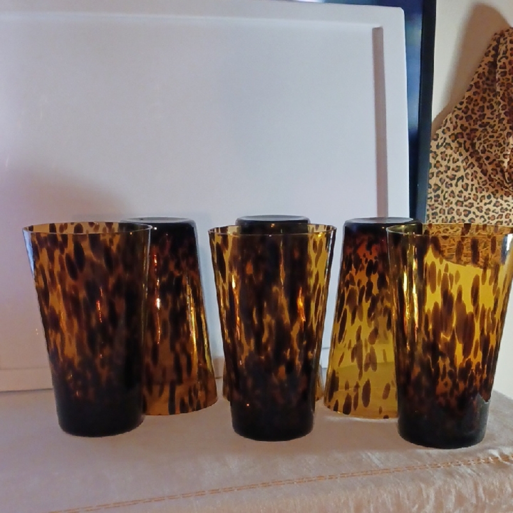 Tortoiseshell Glass Tumblers Set